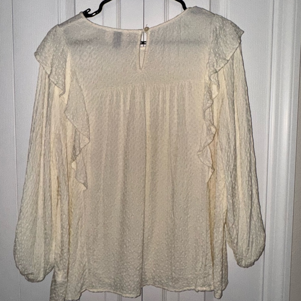 Universal Thread Cream Ruffle Blouse, Euc, Size L - image 4